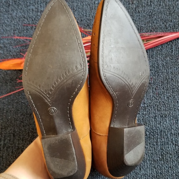 2×$20 Pimento Camel Suede Ankle Booties Pointy 6 - Picture 5 of 8